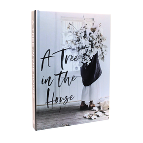 Libro "A Three in the House"