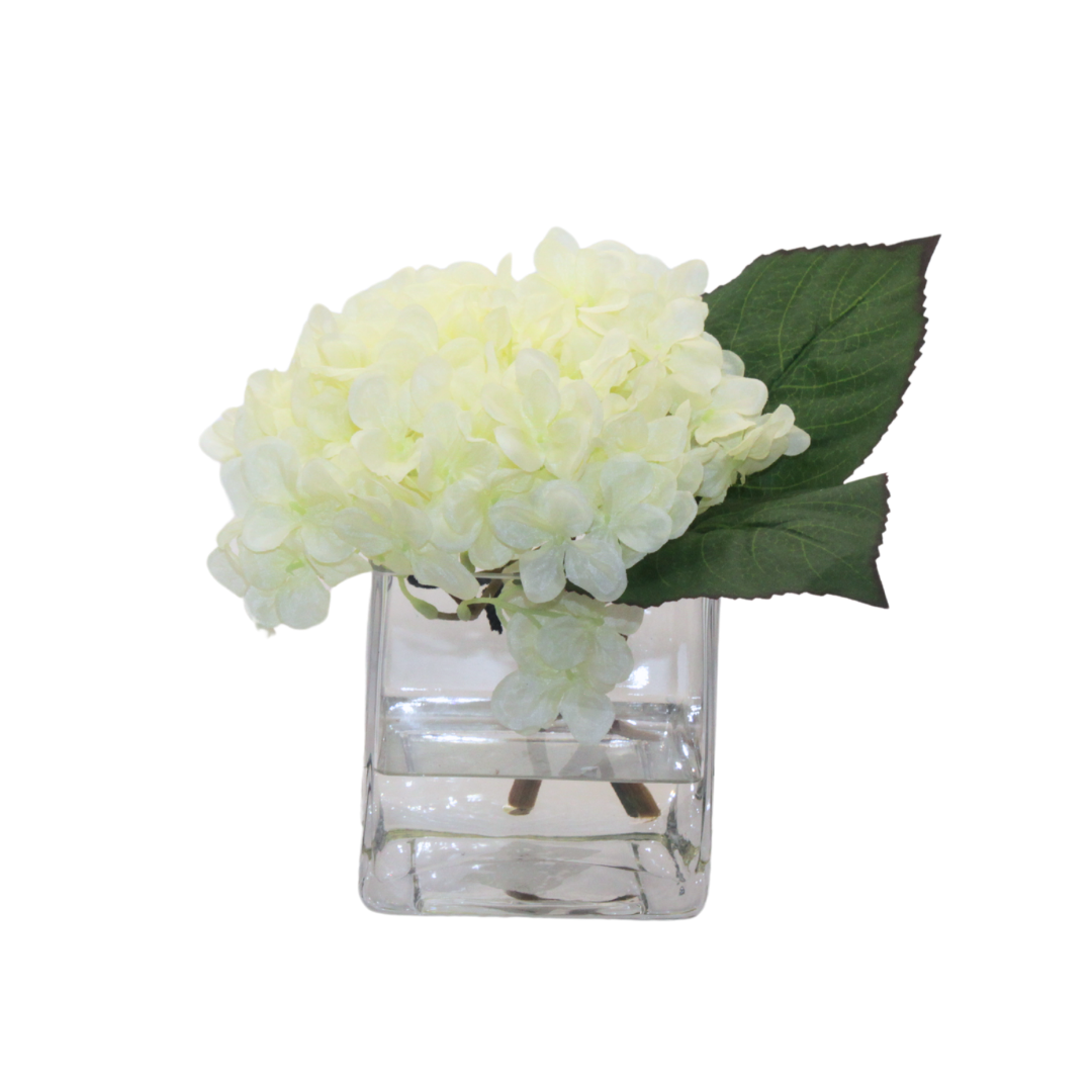 Hortensias en Jarrón