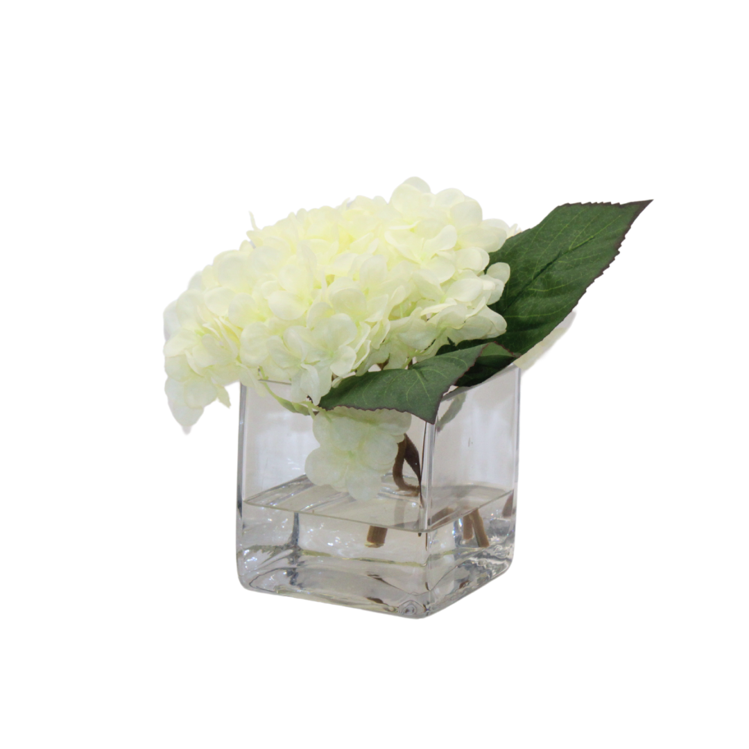 Hortensias en Jarrón